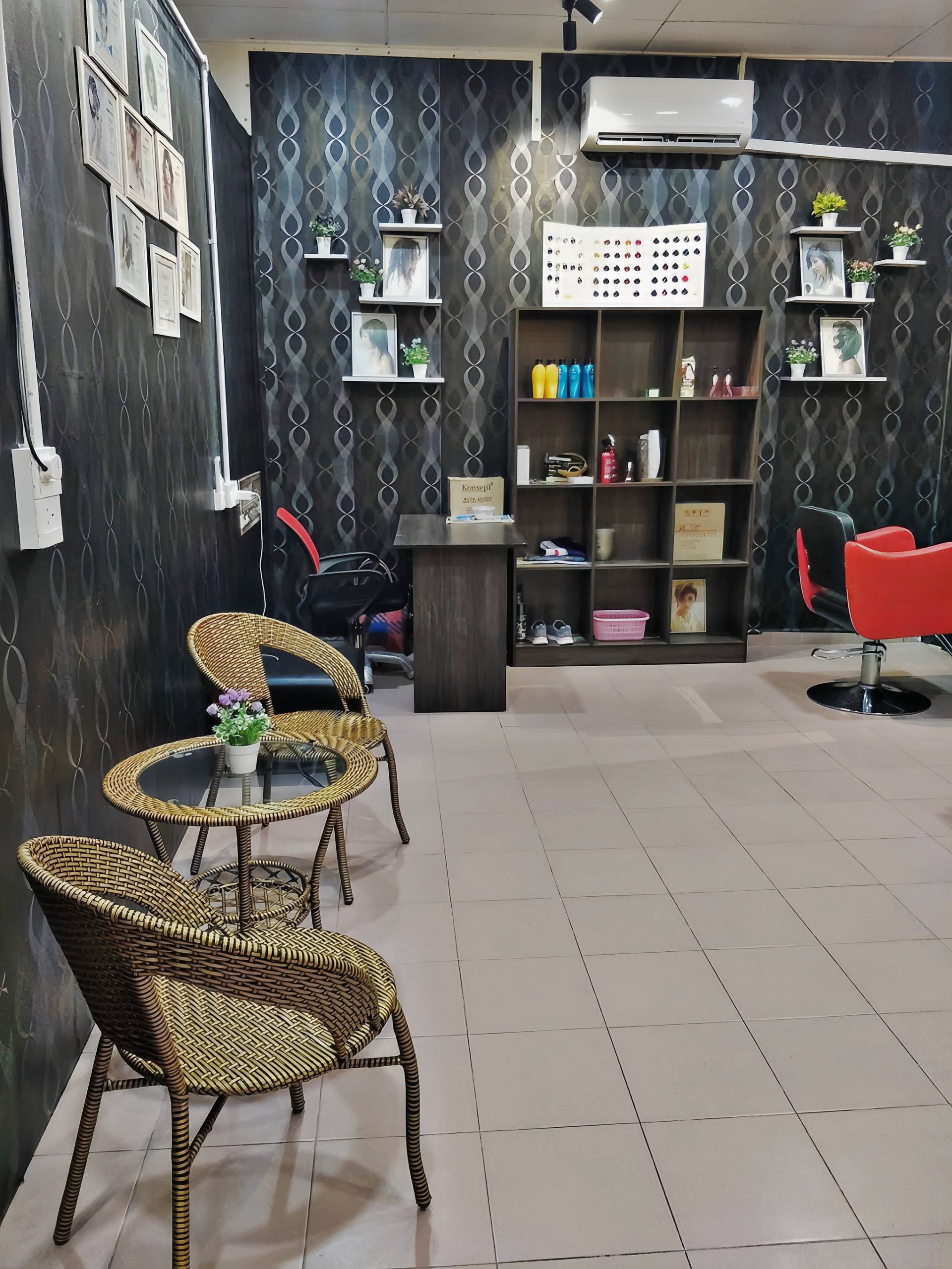 Salon 4